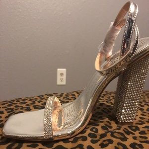 Size 7 blingy heels